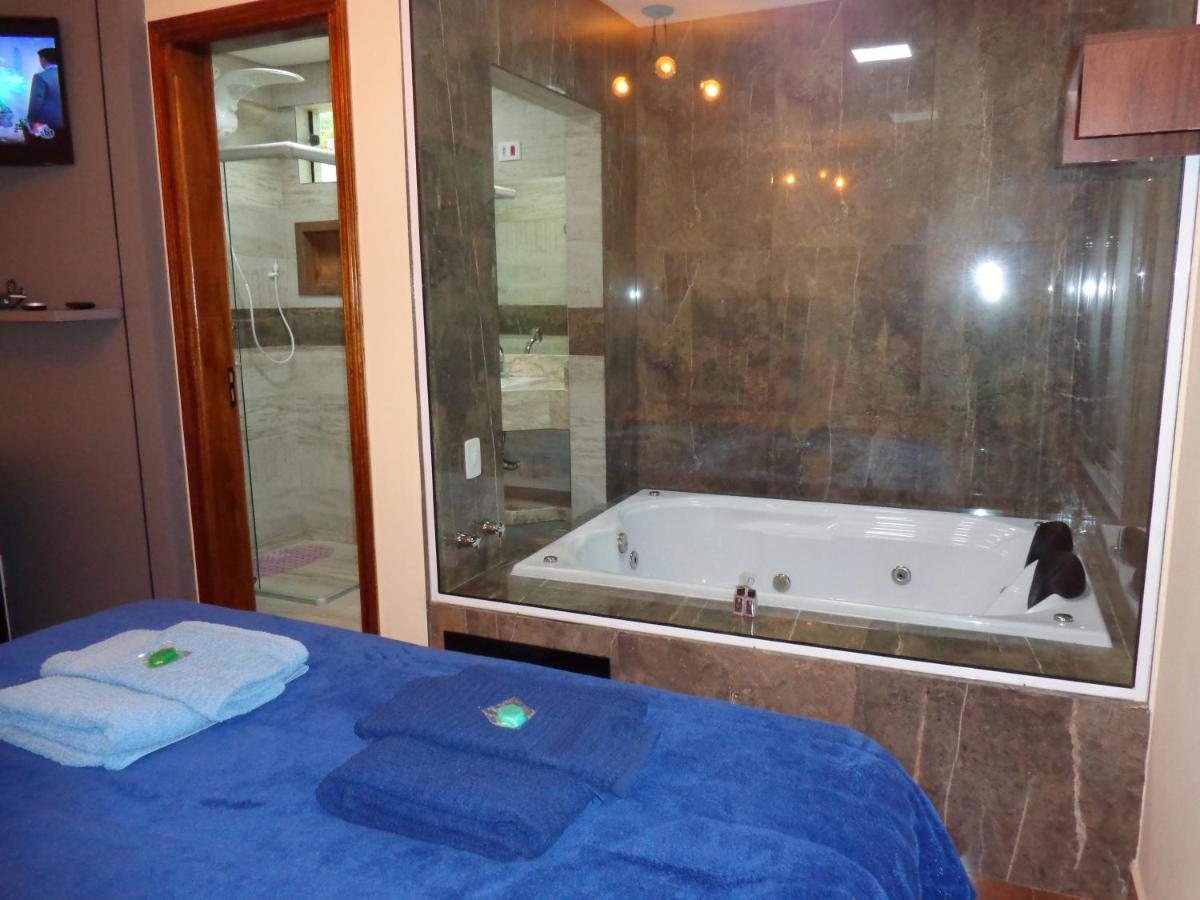 Monte Verde Inn Suites Com Hidromassagem Dupla Bagian luar foto